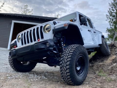 Jeep Gladiator Diesel 1.5 Inch Premium Lift Kit 2020+ JT Clayton Off Road