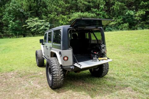 Drop Down Tailgate for Jeep JK/JKU Motobilt