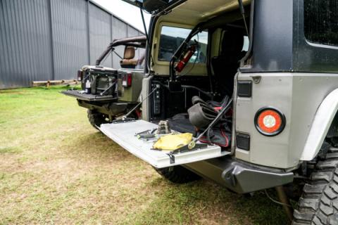 Drop Down Tailgate for Jeep JK/JKU Motobilt